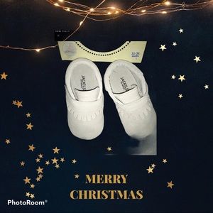 Jack & Lily  👶🏻👶🏼👶🏽